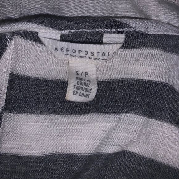 💗3 for $15💗 Flowy Tank - Picture 3 of 3